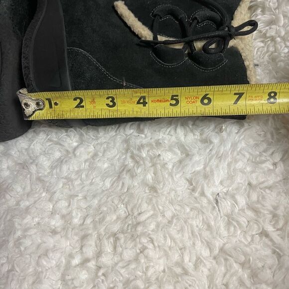 Clarks Leather suede ankle wedge Boots side zipper rubber soles size 9W - Picture 9 of 14
